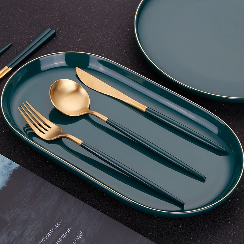 Dinnerware Set - Image 5