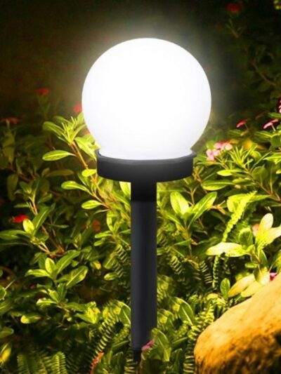 Round Bulb Shaped Solar Light Outdoor LED Globe