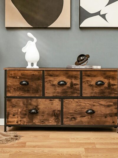 Dresser Organizer with 5 Drawers and Wooden Top TV Stand Wide Chest of Drawers Fabric Bins Storage Organizer for Living Room